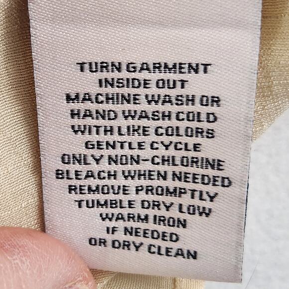 Nanette Lepore Curved Yoke Blouse Women’s SZ XL Beige Flowy Romantic EUC - Picture 11 of 12